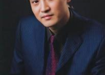 钟超的资料,探索科技前沿，引领创新发展的领军人物