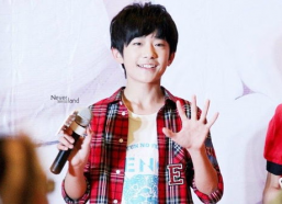 娱乐圈王源爆料吃瓜